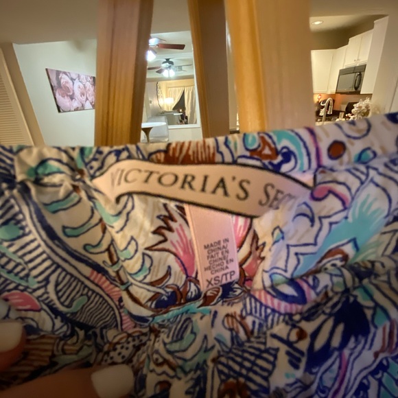 Victoria Secret off the shoulder paisley romper - Picture 2 of 3